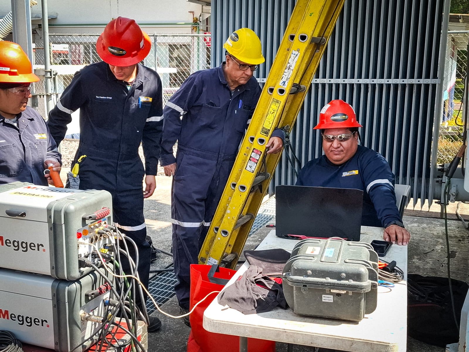 Pruebas de factor de potencia a transformador con equipo Megger