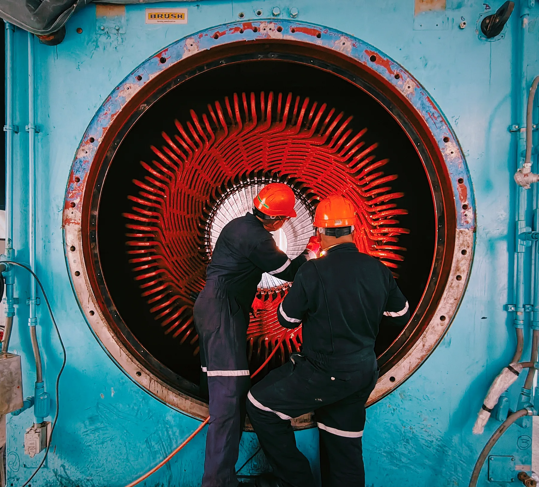Mantenimiento del estator de un turbogenerador en planta, TEMISA