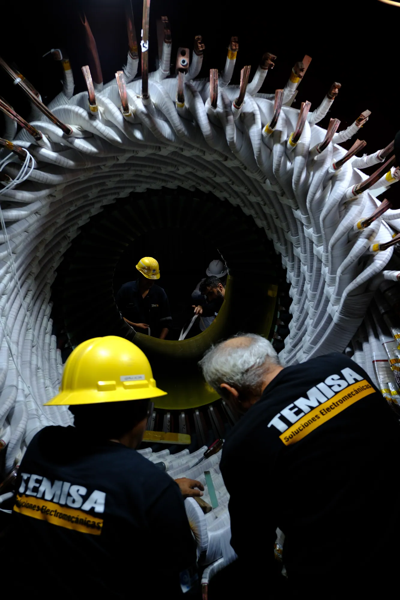 Reparación de motor eléctrico ABB de media tensión en el taller TEMISA