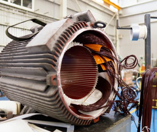 Motor eléctrico de media tensión con falla de devanado recibido para diagnóstico